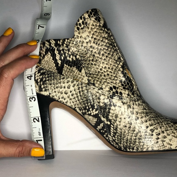 Franco Sarto | Zip Ankle Block Heel Bootie - Picture 6 of 16